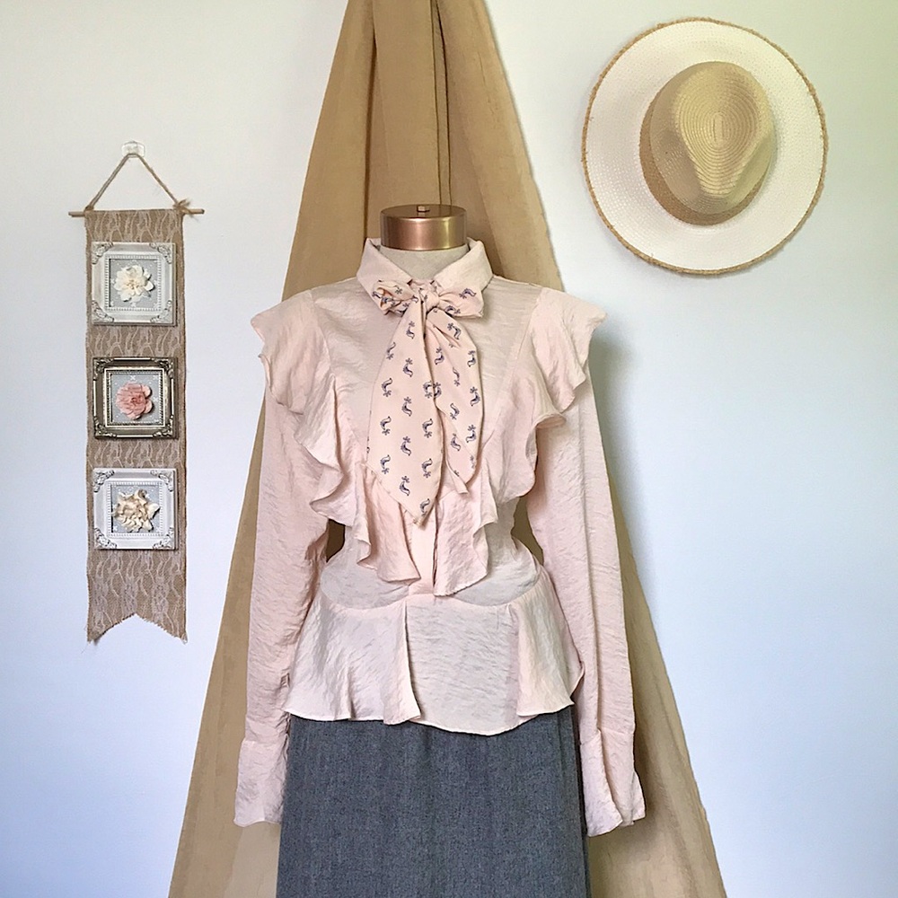 Elegant Ruffled Long Sleeve Blouse Light Pink